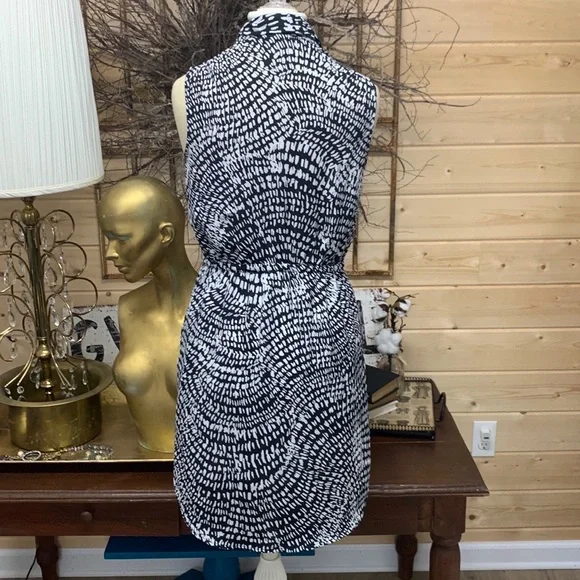 Black and white dress - Picture 7 of 12